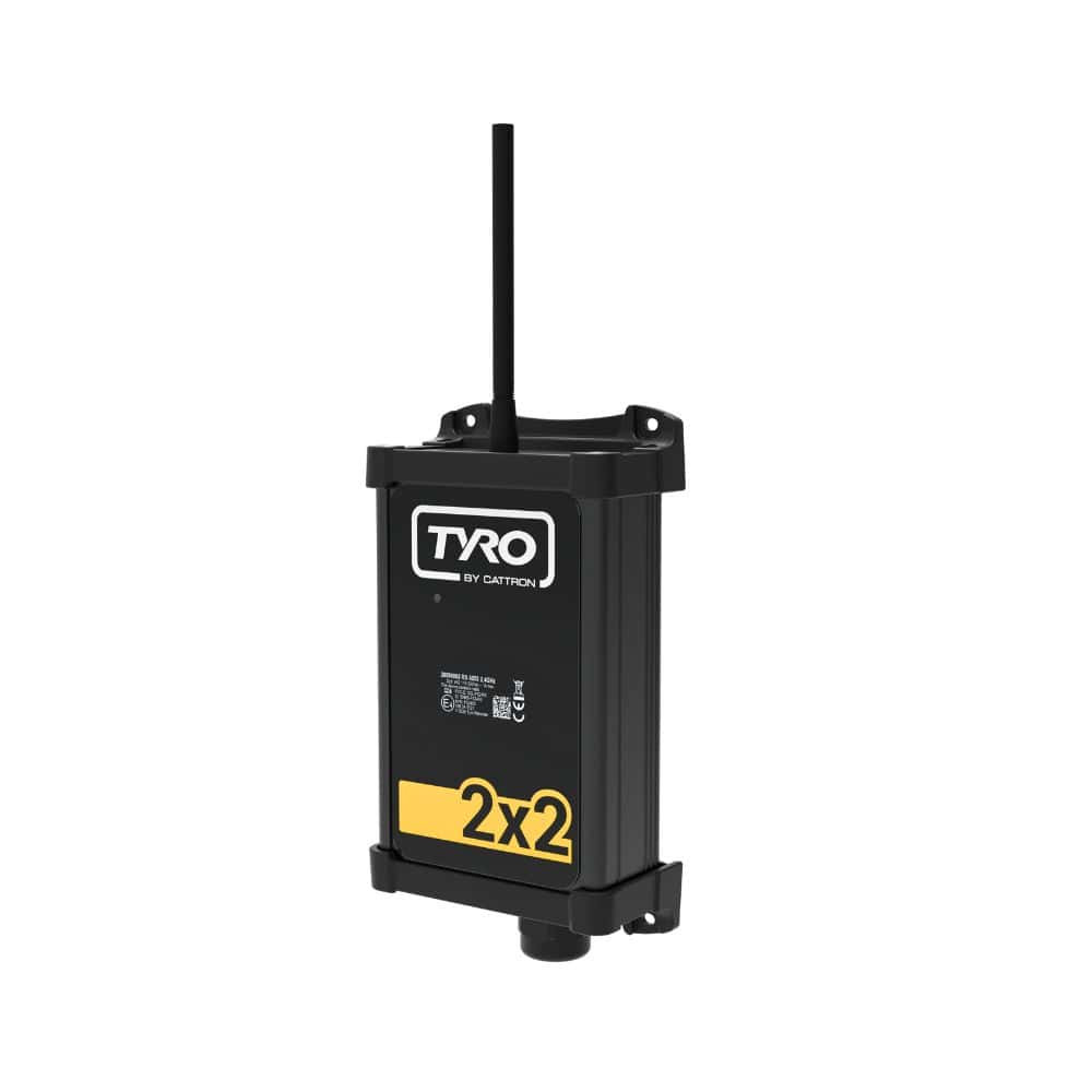 Tyro 2x2 receiver angled to the right